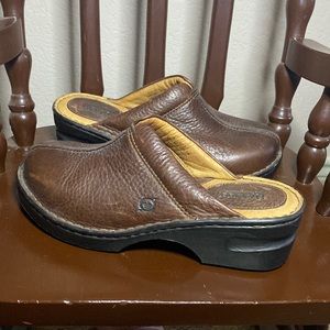 Born Dark Brown Leather Shoes Clog
